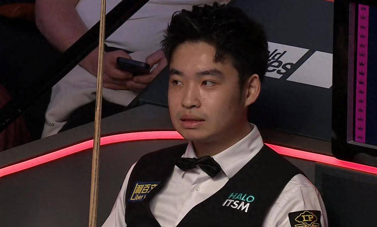 频频撕破阿 频频撕破阿